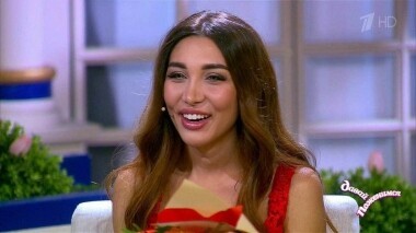 Преследуемая красавица. Часть 1. Давай поженимся! Выпуск от 17.10.2019