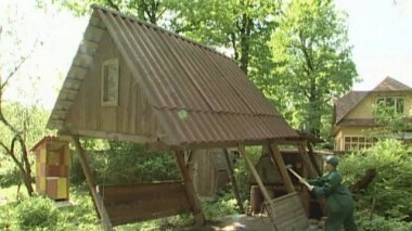 Как сделать беседку-ромашку. Фазенда. Выпуск от 13.06.2012