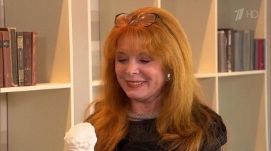 В гостях у Клары Новиковой. Ремонт для тети Сони. Идеальный ремонт. Выпуск от 28.05.2016