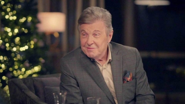 Лев Лещенко в музыкальном фильме «О первой любви». 04.01.2026