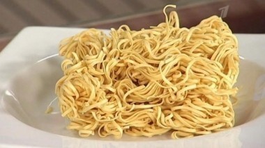 Лапша быстрого приготовления со вкусом курицы. Контрольная закупка. Выпуск от 11.12.2012