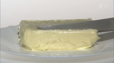 Масло сливочное жирностью 82,5%. Контрольная закупка. Выпуск от 19.11.2015