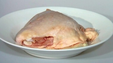 Охлажденные куриные бедра. Контрольная закупка. Выпуск от 23.03.2016