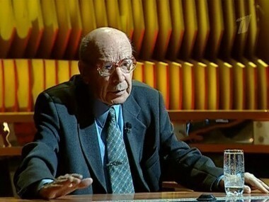 Гость Игорь Бестужев-Лада. Познер. Выпуск от 28.11.2010