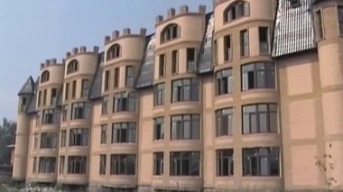 Нежильцы. Пусть говорят. Выпуск от 08.08.2012