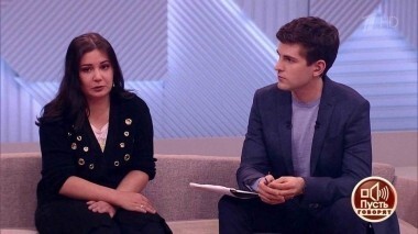 «Почему мой сын рыжий?»: муж Вали Исаевой требует ДНК. Пусть говорят. Выпуск от 28.09.2017