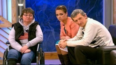 Самый народный выпуск сезона: «Мы пришли с гулянки, а эта женщина пришла и залезла сверху». Пусть говорят