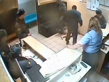 Случай в вытрезвителе. Пусть говорят. Выпуск от 15.04.2011