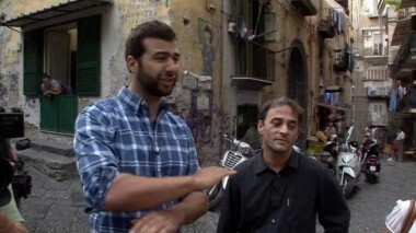 Их Италия. 9 серия. Неаполь. Путешествия Познера и Урганта