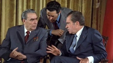 Брежневская эпоха и любимые комедии генсека. Сегодня вечером. Выпуск от 10.11.2012