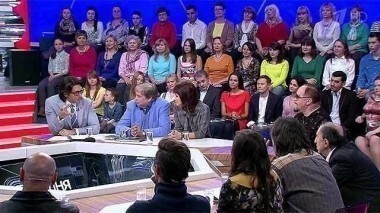 Друзья и коллеги Аллы Пугачевой поздравляют Примадонну с юбилеем. Сегодня вечером. Выпуск от 19.04.2014