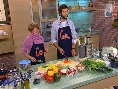 Гость Марина Неeлова. Смак. Выпуск от 26.02.2011