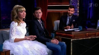 Алла Михеева и Максим Маринин. Вечерний Ургант. 351 выпуск от 25.09.2014