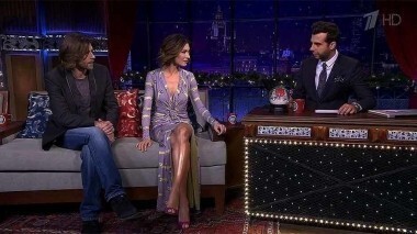 Елена Подкаминская и Петр Чернышев. Вечерний Ургант. 396 выпуск от 03.12.2014