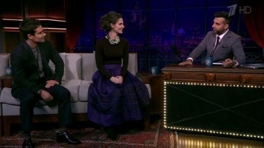 Елизавета Боярская и Петр Федоров. Вечерний Ургант. 352 выпуск от 26.09.2014