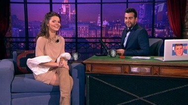 Елизавета Боярская. Вечерний Ургант. 55 выпуск от 17.10.2012