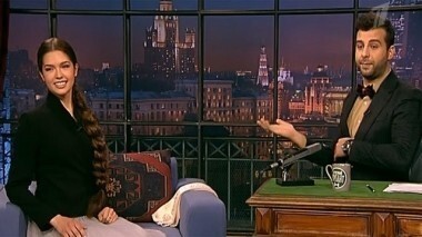 Елизавета Голованова и Йерун Кеттинг. Вечерний Ургант. 6 выпуск от 25.04.2012