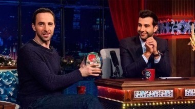 Илья Любимов. Вечерний Ургант. 411 выпуск от 24.12.2014