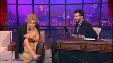 Мария Шукшина. Вечерний Ургант. 219 выпуск от 14.10.2013