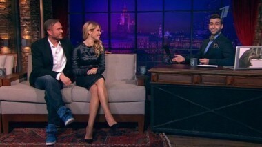 Маруся Зыкова и Роман Костомаров. Вечерний Ургант. 232 выпуск от 13.11.2013