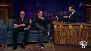 Майкл Рукер и Джеймс Ганн. Вечерний Ургант. 809 выпуск от 27.04.2017