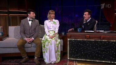 Олеся Судзиловская и Анатолий Белый. Вечерний Ургант. 443 выпуск от 23.03.2015