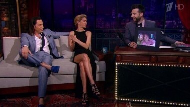 Вера Брежнева и Александр Ревва. Вечерний Ургант. 315 выпуск от 16.05.2014